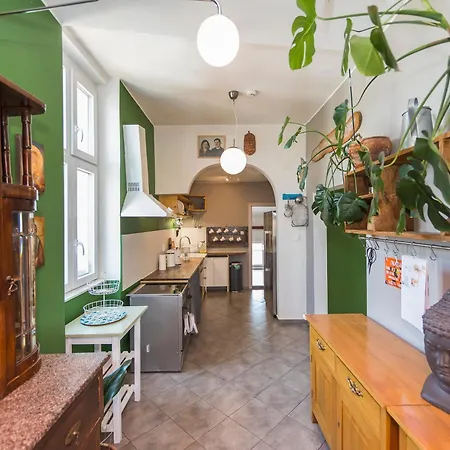 Cozy Family Loft At Women's Market Appartamento *