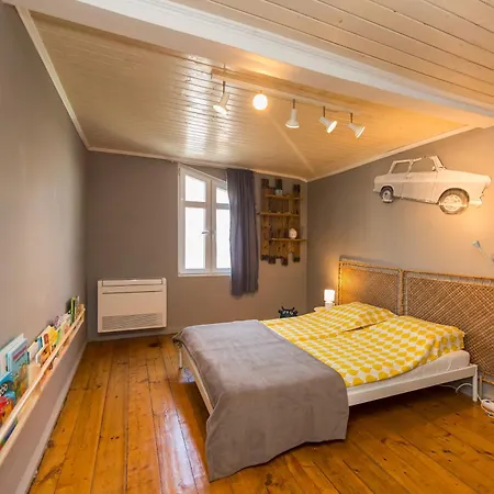 Cozy Family Loft At Women's Market 索菲亞